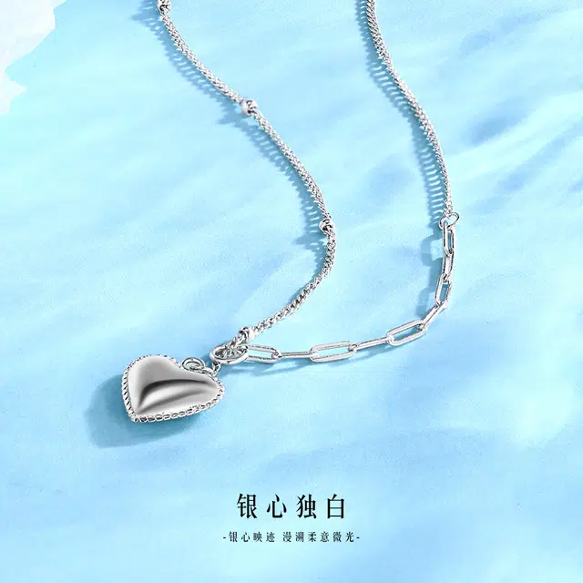 925