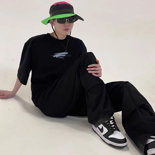 CHARLIE GOLF logoT