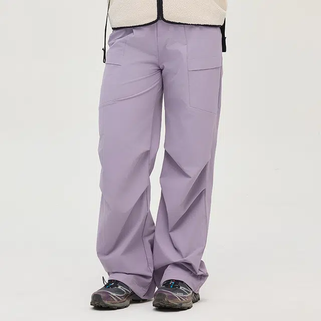 新奇天 纯色城市户外徒步山系宽松直筒保暖系带工装裤 女款