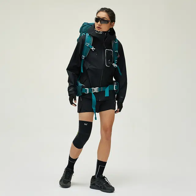 新奇天  城市户外单层硬壳登山服外套  防水防风冲锋衣 通用