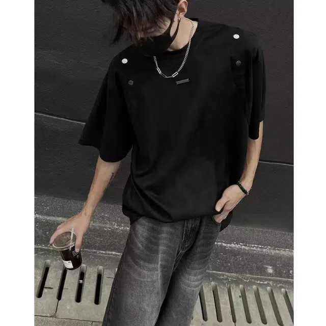 UMBNESS T