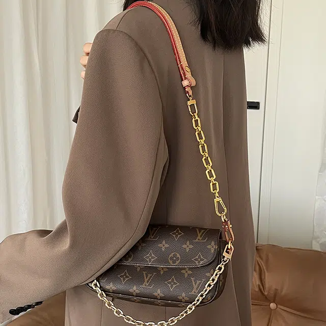 LV IVY woc