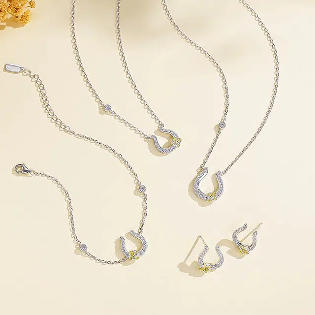 xDC DESIGN CIRCLES U S925