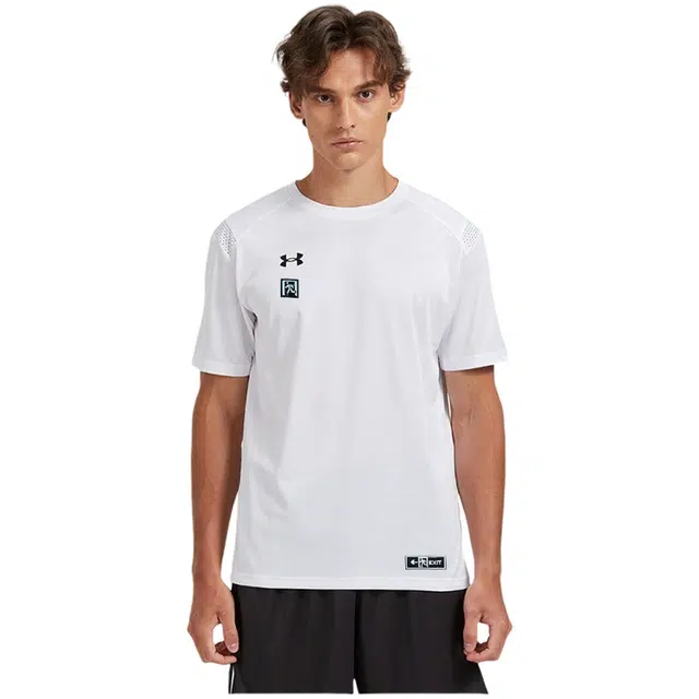 Under Armour T