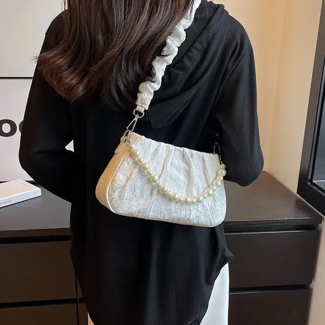北包包 法式小众高级感珍珠褶皱包链条单肩包 布 斜挎包 女款 多色