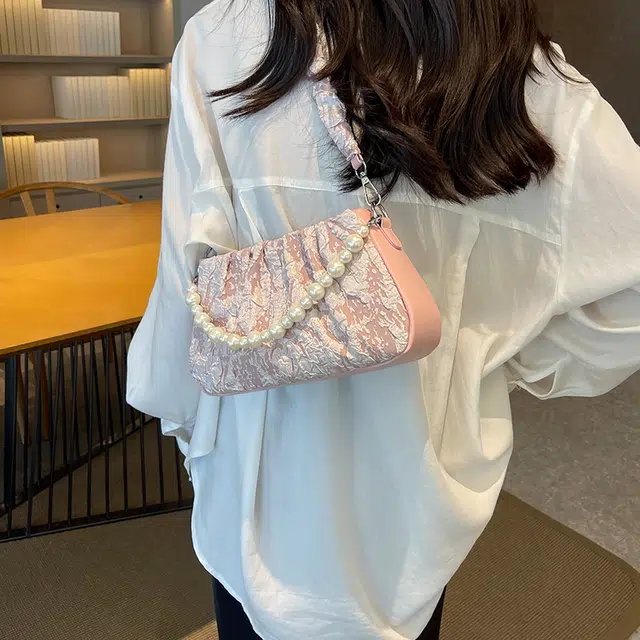 北包包 法式小众高级感珍珠褶皱包链条单肩包 布 斜挎包 女款 多色