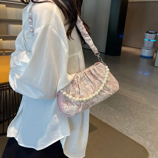 北包包 法式小众高级感珍珠褶皱包链条单肩包 布 斜挎包 女款 多色
