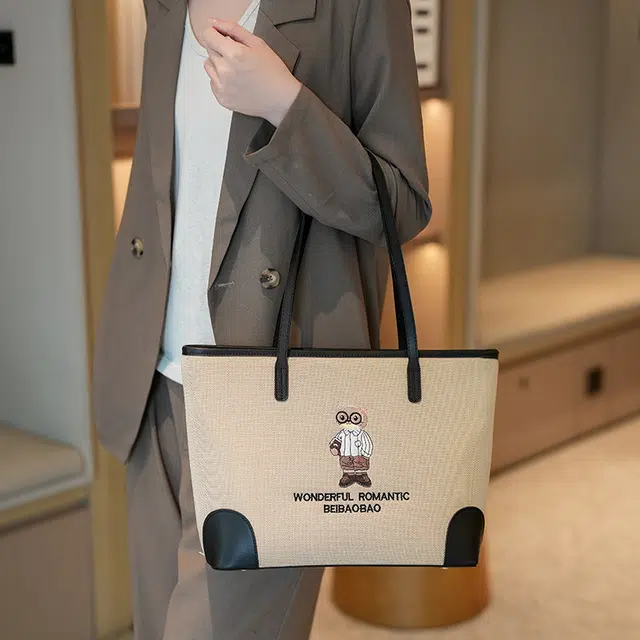 北包包 刺绣小熊时尚百搭小众设计高级质感通勤 帆布 单肩包 常规 女款 多色