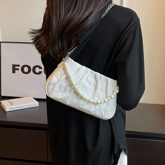 北包包 法式小众高级感珍珠褶皱包链条单肩包 布 斜挎包 女款 多色