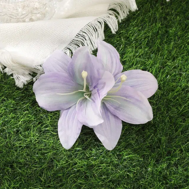 色菲尔 百合花朵  冷感紫色蓝色百合花氛围感立体仿真花朵高级感鲨鱼夹绝美 布 发夹 女款
