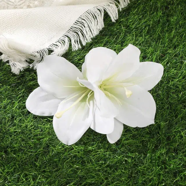 色菲尔 百合花朵  冷感紫色蓝色百合花氛围感立体仿真花朵高级感鲨鱼夹绝美 布 发夹 女款