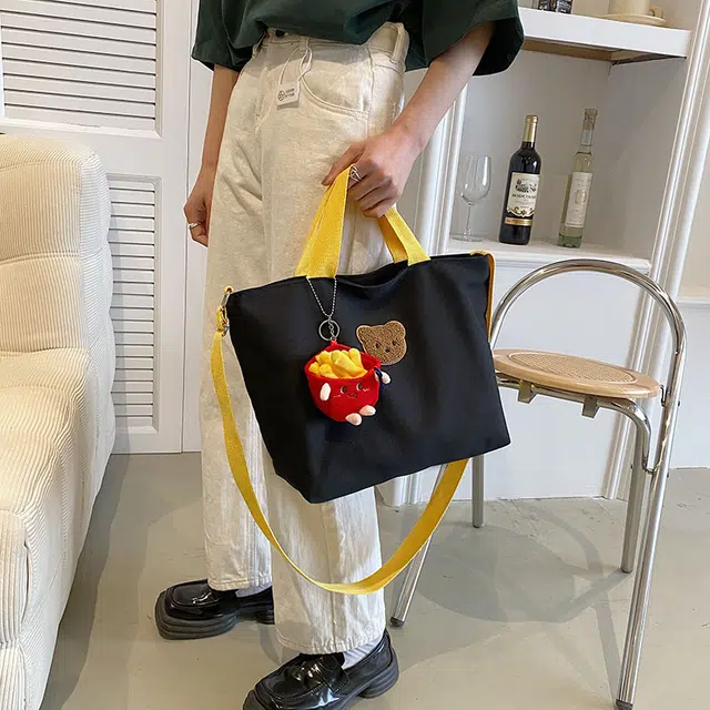 爱尔绅特 可爱手提袋卡通简约撞色 帆布 手提斜挎单肩包 女款 白色/黑色/粉红色/棕色