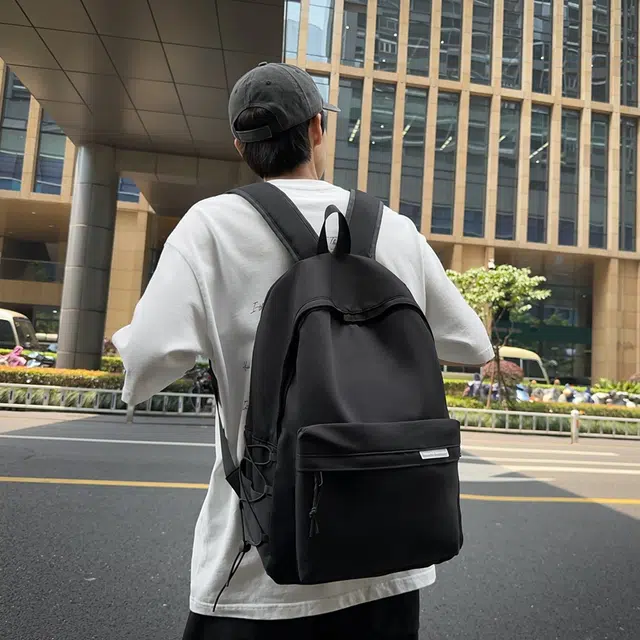 爱尔绅特 日系时尚简约旅行背包休闲百搭 尼龙 双肩包 男女同款情侣款 多色