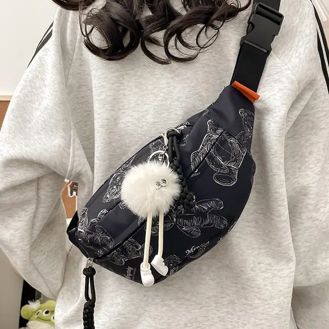爱尔绅特 休闲时尚腋下包运动胸包小众百搭腰包 尼龙 斜挎包 单肩包 常规 男女同款情侣款 白色/黑色/红色/紫色