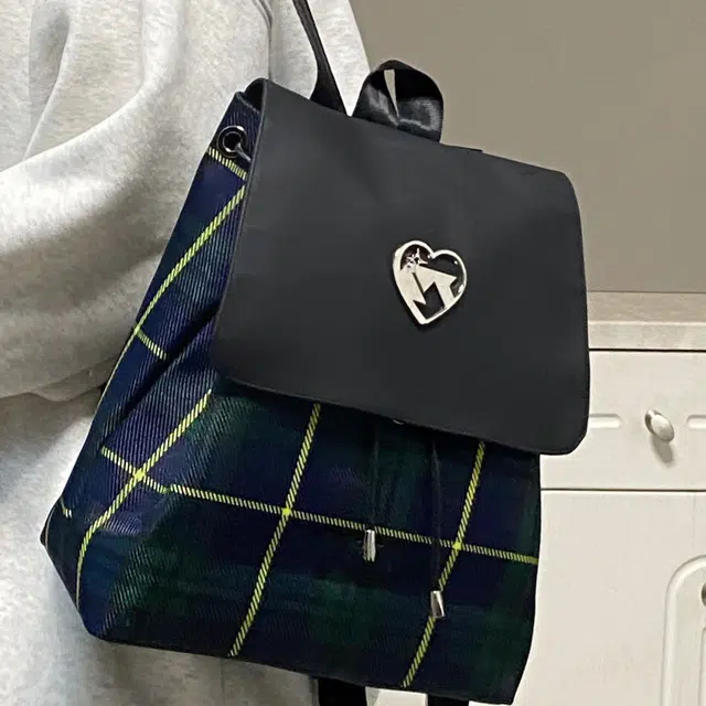 爱尔绅特 美高辣妹格纹甜酷百搭 帆布 双肩包 常规 女款 粉格/绿格