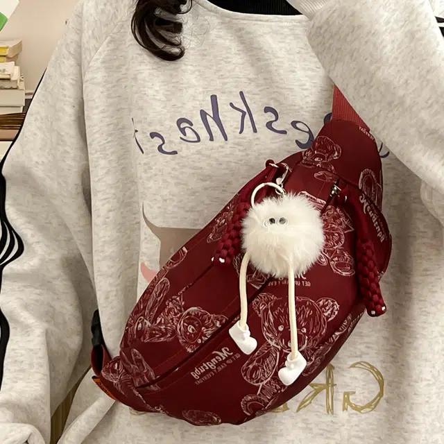 爱尔绅特 休闲时尚腋下包运动胸包小众百搭腰包 尼龙 斜挎包 单肩包 常规 男女同款情侣款 白色/黑色/红色/紫色