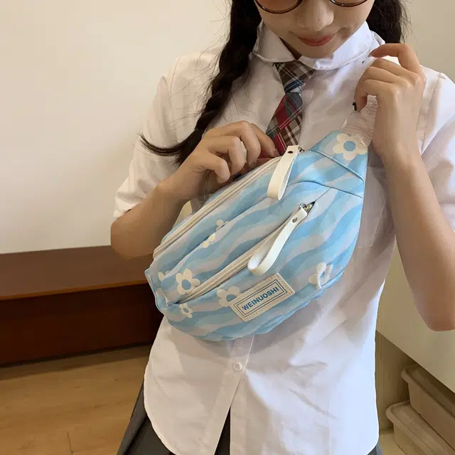 爱尔绅特 时尚百搭简约休闲少女洋气 尼龙 胸包 女款 卡其色/粉红色/黑色/黄色/蓝色