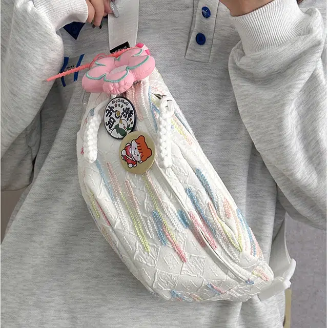 爱尔绅特 简约休闲小清新森系小众学生百搭 尼龙 胸包 女款 白色/黑色/黄色/蓝色/粉色