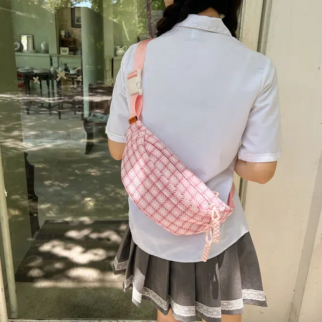 爱尔绅特 格子轻便日系可爱清新简约百搭森系少女 针织 斜挎包 女款 多色