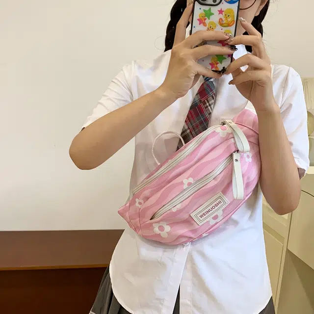 爱尔绅特 时尚百搭简约休闲少女洋气 尼龙 胸包 女款 卡其色/粉红色/黑色/黄色/蓝色