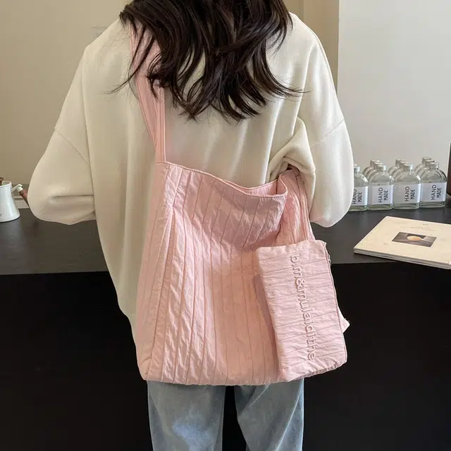 爱尔绅特 韩系小众休闲简约纯色皱褶时尚百搭 布 单肩包 常规 女款 粉红色/白色/黑色