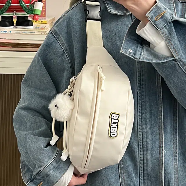 爱尔绅特 小清新休闲百搭字母 尼龙 胸包 女款 白色/黄色/粉色/绿色/黑色