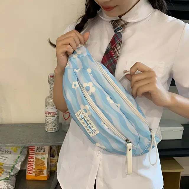 爱尔绅特 时尚百搭简约休闲少女洋气 尼龙 胸包 女款 卡其色/粉红色/黑色/黄色/蓝色