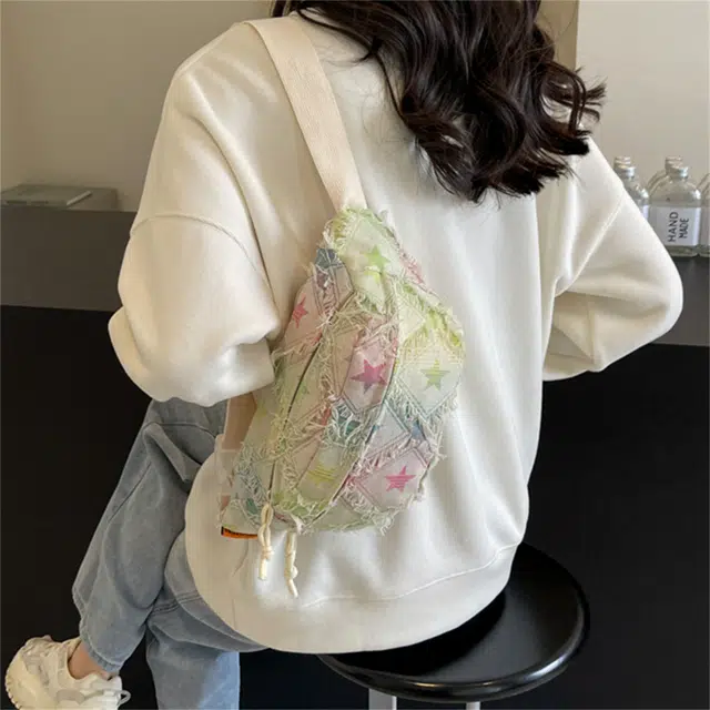 爱尔绅特 小众设计彩色日系百搭休闲 格子渐变 帆布 帆布包斜挎包 常规 女款 星星/小格子/方格