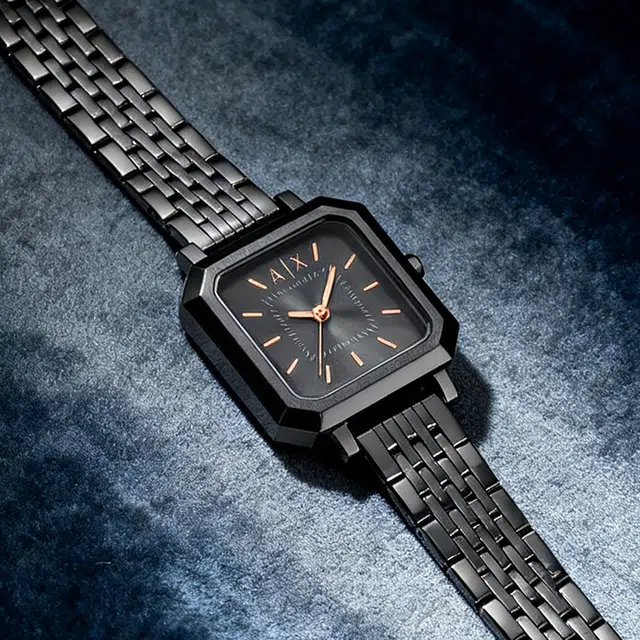 ARMANI EXCHANGEAE ins