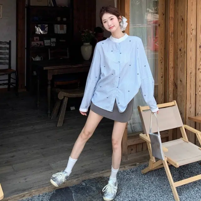 柏黛妃 日系宽松圆领长袖百搭蝴蝶结印花上衣衬衫 女款