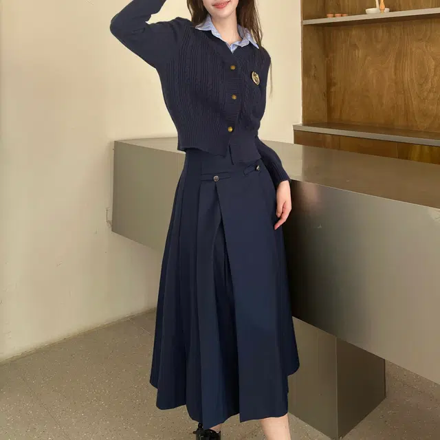 九条喵 学院风高腰中长款百褶休闲长裙制服 女款