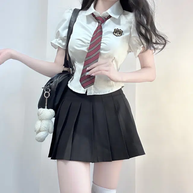 九条喵 纯色收腰绑带领带泡泡袖衬衫其他制服上装 女款