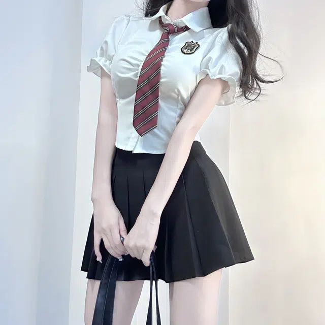 九条喵 纯色收腰绑带领带泡泡袖衬衫其他制服上装 女款