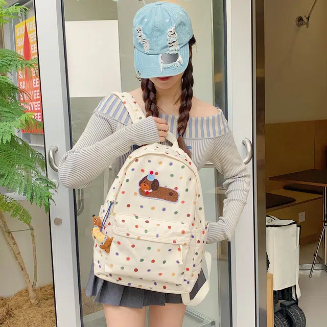 巴朗熊 小众卡通图案设计休闲简约 尼龙布 双肩包 男女同款情侣款 多色