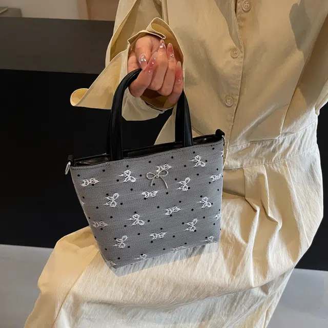 Tote