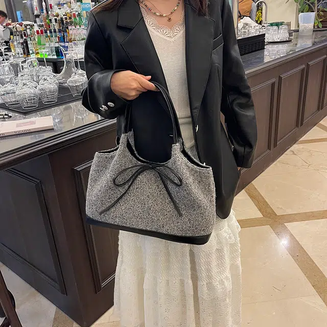 巴朗熊 休闲简约日常通勤时尚百搭 羊羔毛 手提单肩包 女款 多色