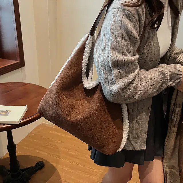 巴朗熊 秋冬毛绒百搭通勤复古学生上课 时尚休闲 麂皮 单肩包 常规 女款 黑色/卡其色/咖色