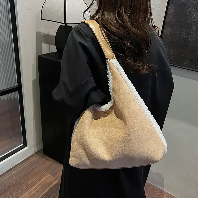 巴朗熊 秋冬毛绒百搭通勤复古学生上课 时尚休闲 麂皮 单肩包 常规 女款 黑色/卡其色/咖色