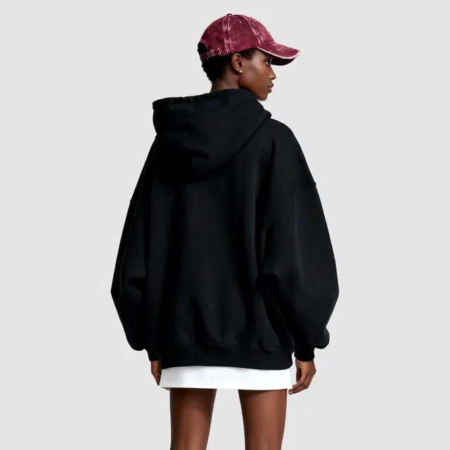 THE SALVAGES FASHION CLUB