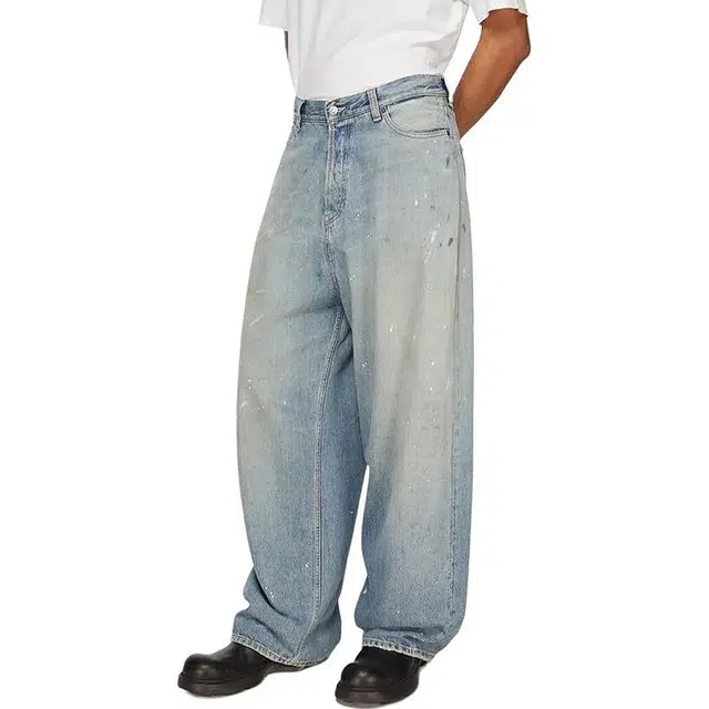 THE SALVAGES FASHION CLUB