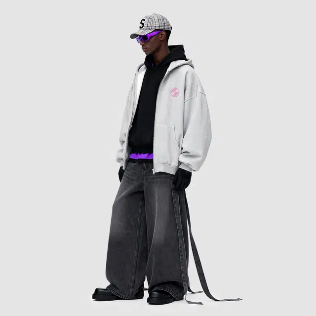 THE SALVAGES FASHION CLUB