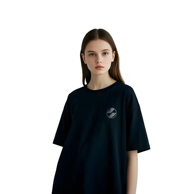 THE SALVAGES FASHION CLUB T