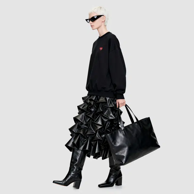 THE SALVAGES FASHION CLUB