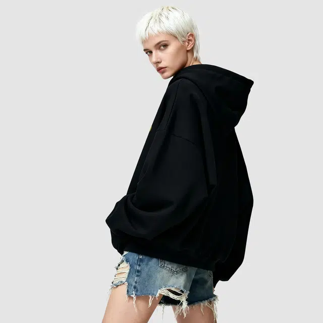 THE SALVAGES FASHION CLUB LOGO