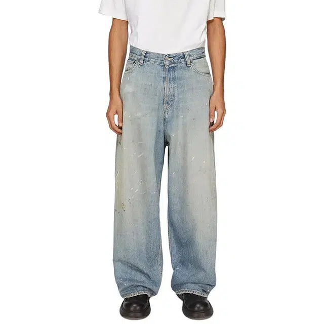THE SALVAGES FASHION CLUB