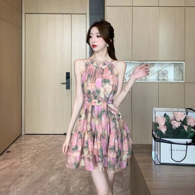 囍鱼少女 法式荷叶边蓬蓬裙女夏季挂脖短裙浪漫复古印花裙子无袖连衣裙 女款