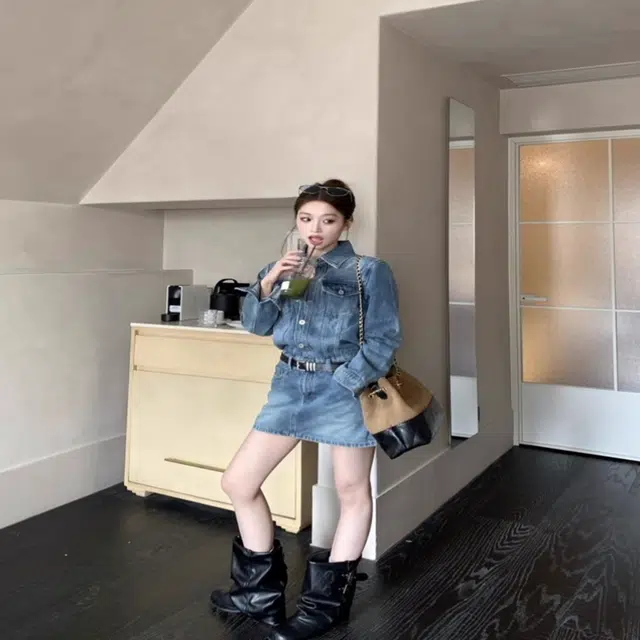 囍鱼少女 法式复古牛仔女秋季设计感单排扣翻领长袖包臀短裙连衣裙 女款
