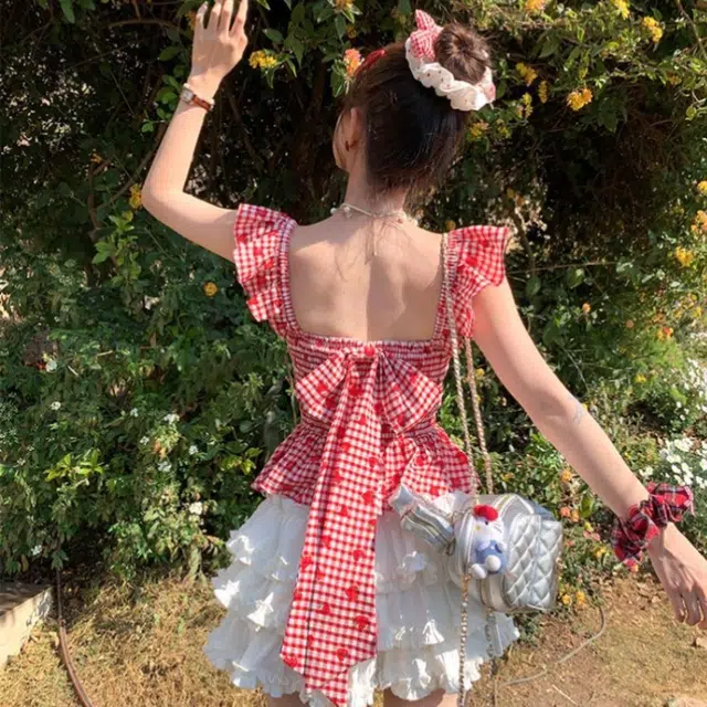 囍鱼少女 可爱蝴蝶结草莓格纹吊带上衣蓬蓬蛋糕半身裙两件套裙装套装 女款