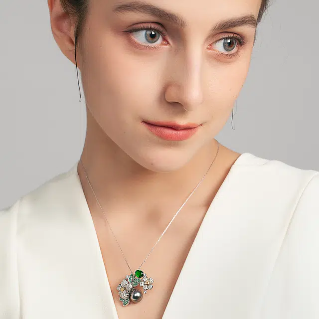 CLORIS YING