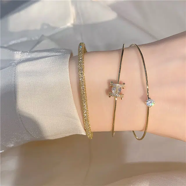MISS WEI D ins